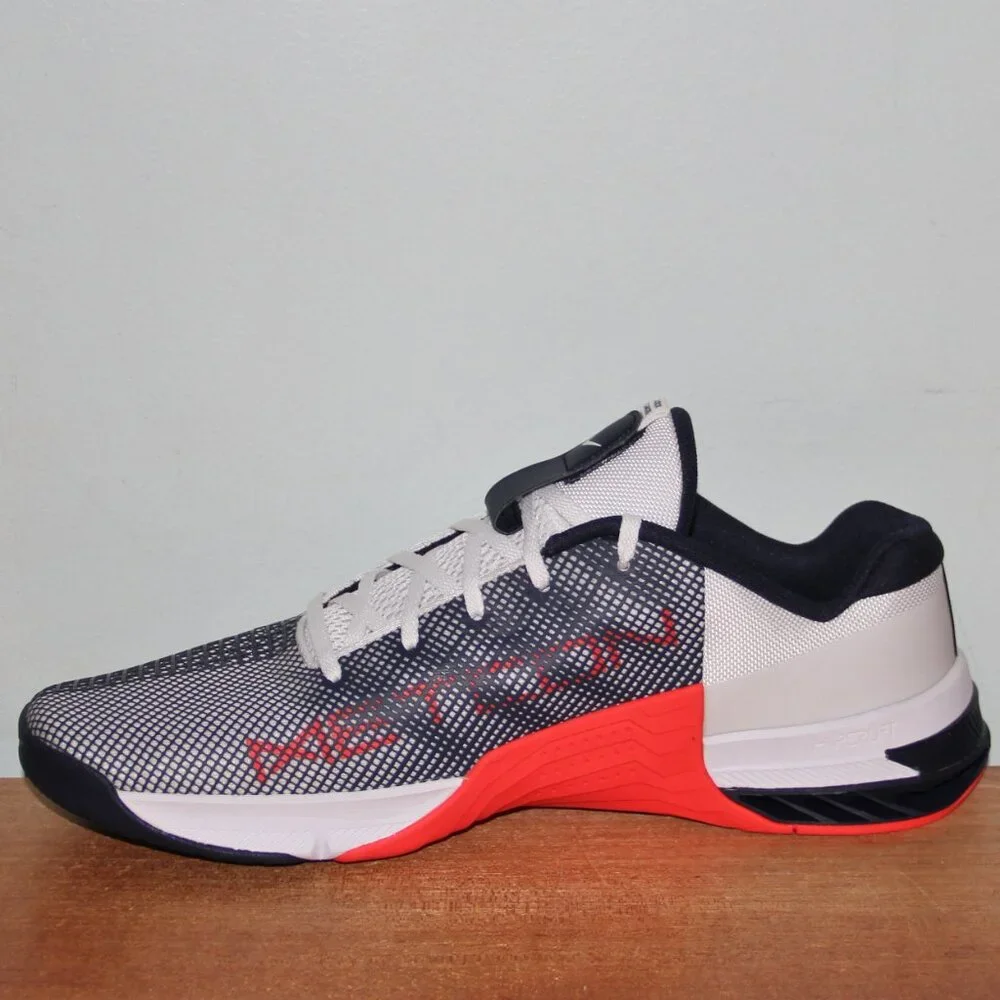 Nike Metcon 8 Crossfit Training Shoes Mens 14 White Crimson Obsidian - Picture 3 of 6